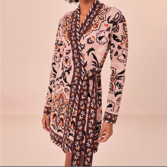 FARM Rio Pink and Black Floral Long Sleeve Dress - Picture 2 of 8